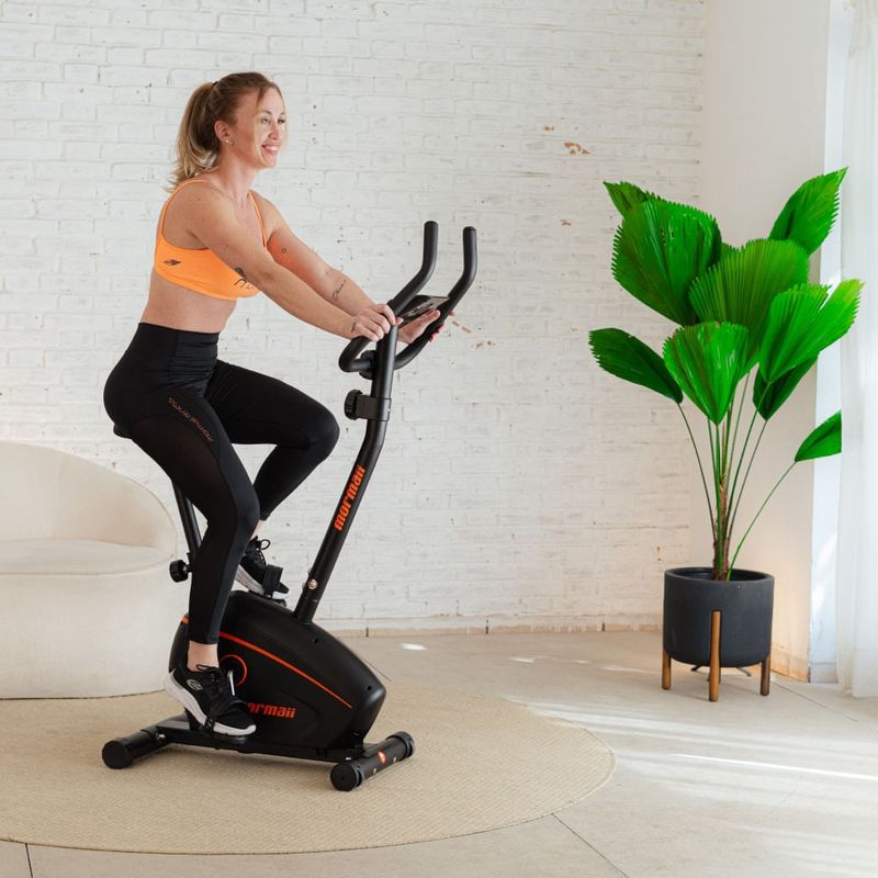 image-e4492368baba42d4867bdbcb5aa378d3